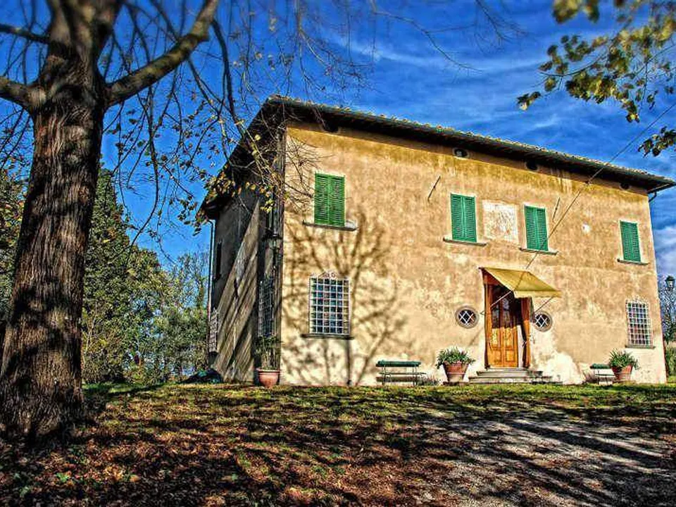 Fucecchio, beautiful villa for sale