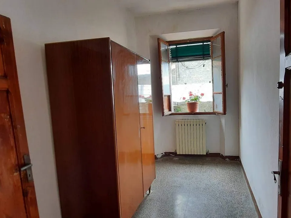 House in Sommocolonia with a view of Barga and valley to the Apuane Alps for sale