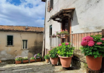 House in Sommocolonia with a view of Barga and valley to the Apuane Alps for sale