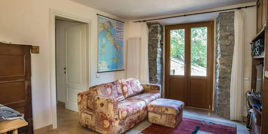 Villa in the Tuscan mountains north of Lucca  for sale