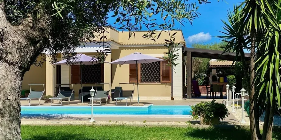 Wonderful villa with swimming pool in Syracuse