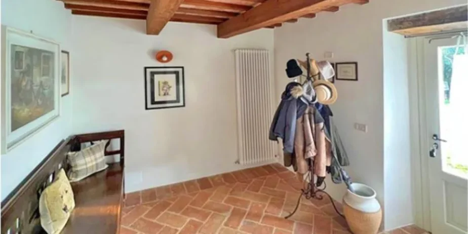 Beautiful farmhouse in Macerata Feltria for sale