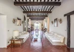 Beautiful farmhouse with outbuilding in Cento for sale