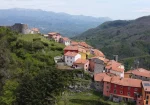 Extremely attractive house in the medieval village of Trassilico, in Gallicano.