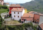 Extremely attractive house in the medieval village of Trassilico, in Gallicano.