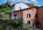 Extremely attractive house in the medieval village of Trassilico, in Gallicano.