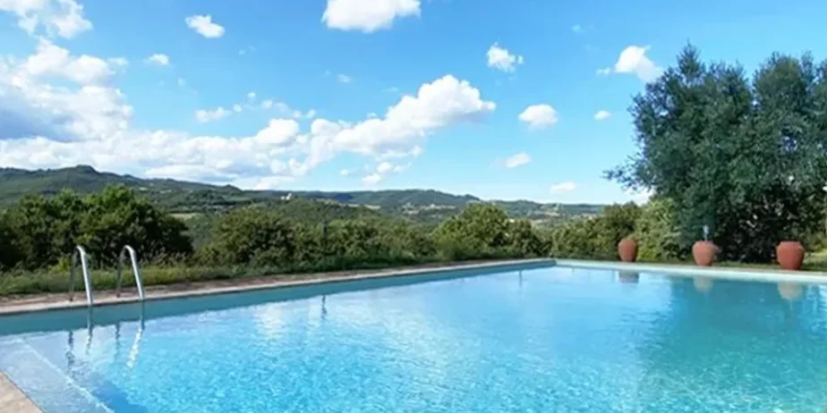 The nice house  in the countryside near  Todi for sale