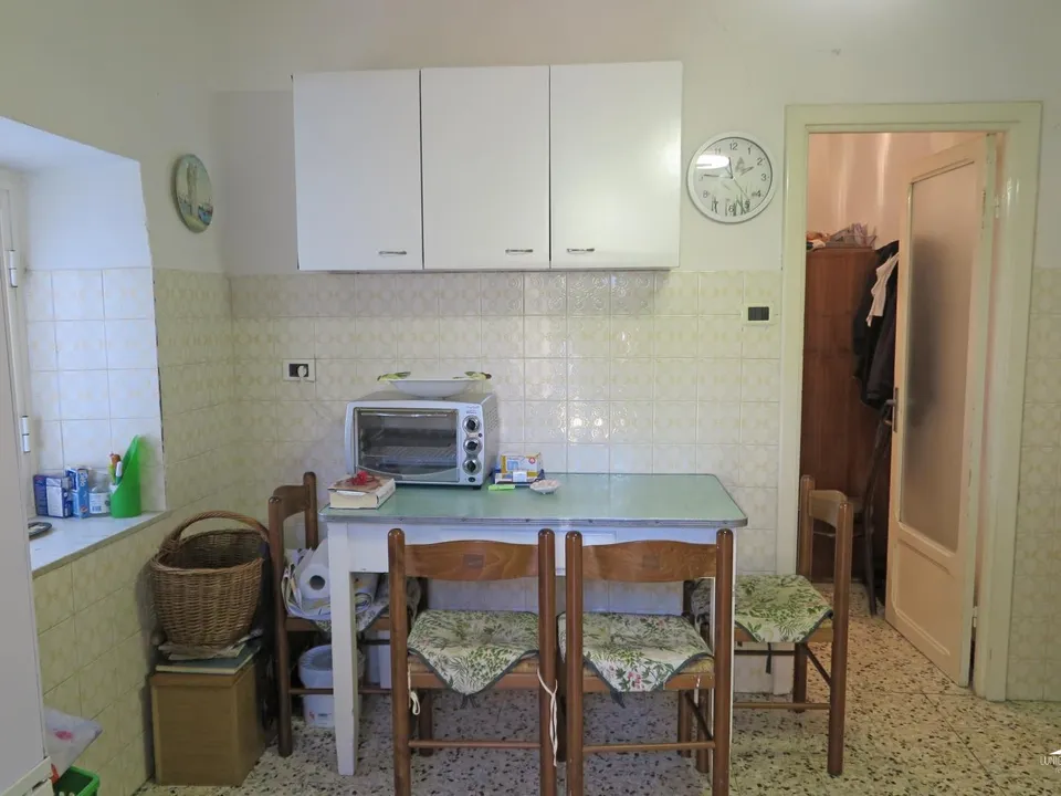 House with  fabulous panoramic views over the Tuscan-Emilian Apennines for sale
