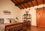 Stone farmhouse in Filattiera for sale