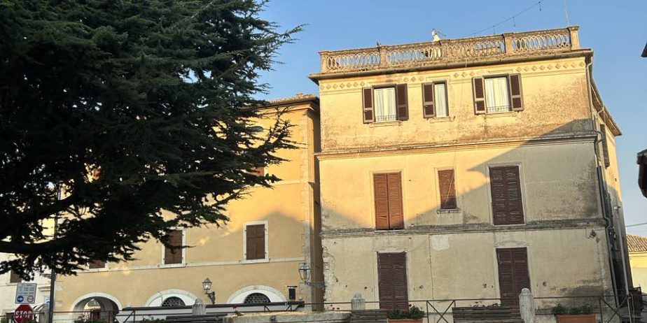 Beautiful historical home in Veroli for sale. Two properties in One. Live in One and Rent the Other. Excellent investment opportunity.