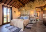 Beautiful tuscan style farmhouse with park and swimming pool in Peccioli