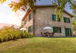 Farmhouse with dependance, land and swimming pool for sale in Amandola, Fermo, Marche