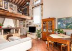 Completely renovated Tuscan style farmhouse Monteriggioni