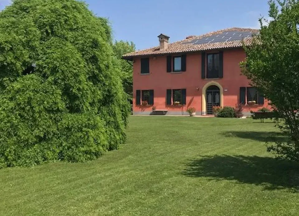 Historical villa for sale in San Giorgio di Piano