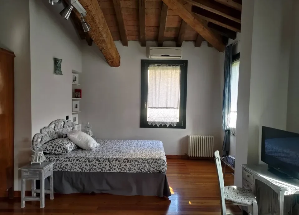 Historical villa for sale in San Giorgio di Piano