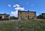 House ” Belvedere” with private land, partly buildable , for sale in Gualdo (Mc) Marche , Italy