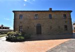 House ” Belvedere” with private land, partly buildable , for sale in Gualdo (Mc) Marche , Italy