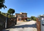 Farmhouse with adjoining land and storage accessory, for sale in Montappone, Fermo, Marche, Italy.