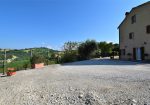 Farmhouse with adjoining land and storage accessory, for sale in Montappone, Fermo, Marche, Italy.