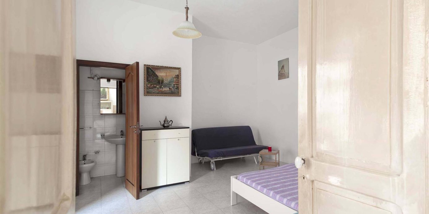 A large one bedroom apartment in old town in Roseto Capo Spulico, Calabria