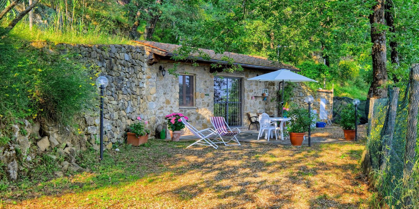 Tuscan style farmhouse with swimming pool park and outbuilding in the panoramic Reggello area