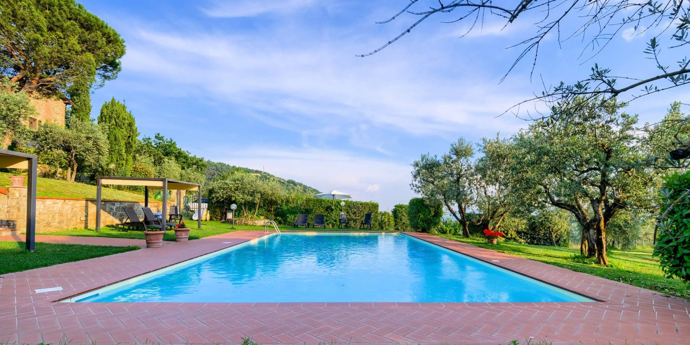 Tuscan style farmhouse with swimming pool park and outbuilding in the panoramic Reggello area