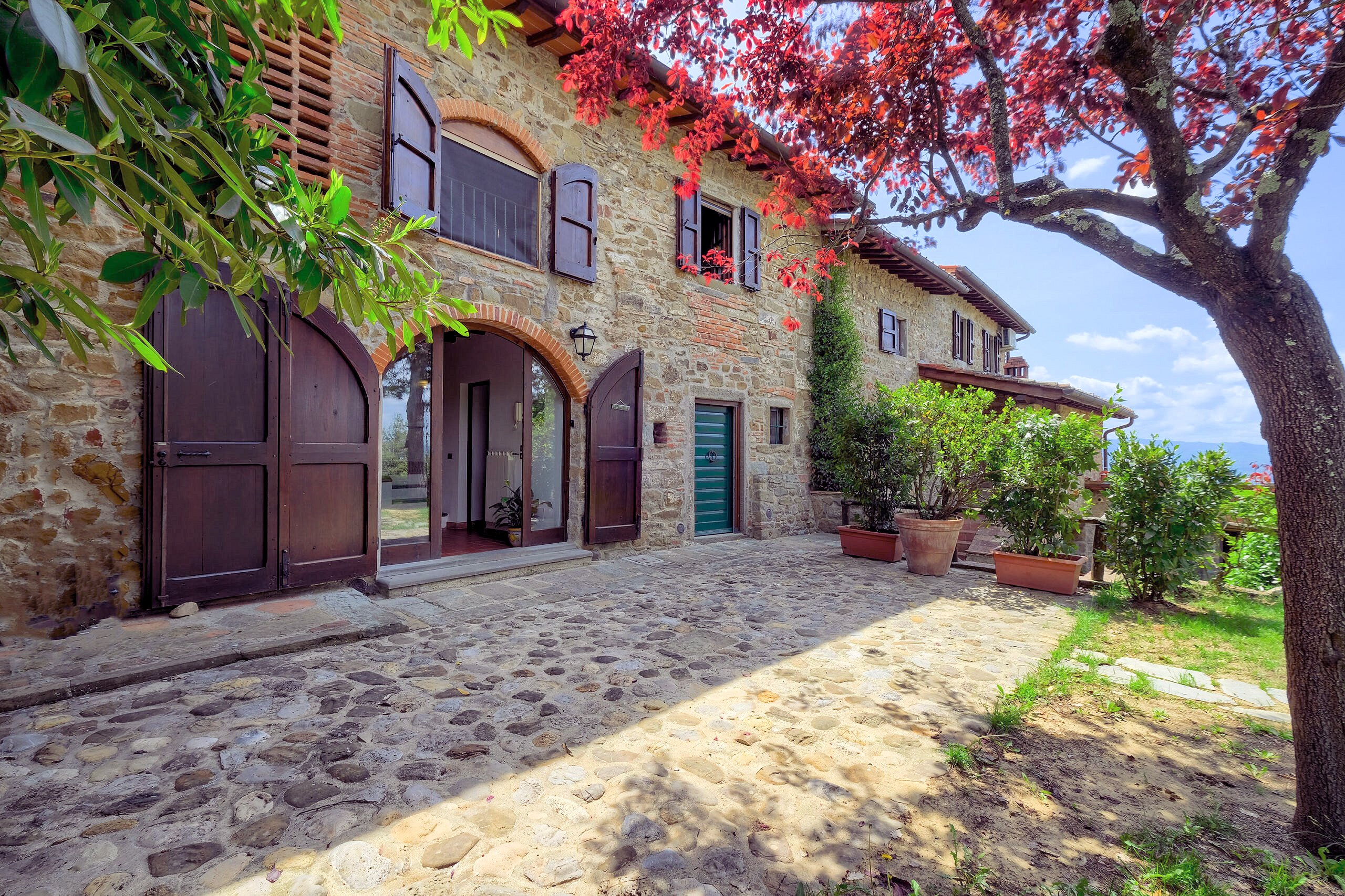 Tuscan style farmhouse with swimming pool park and outbuilding in the panoramic Reggello area