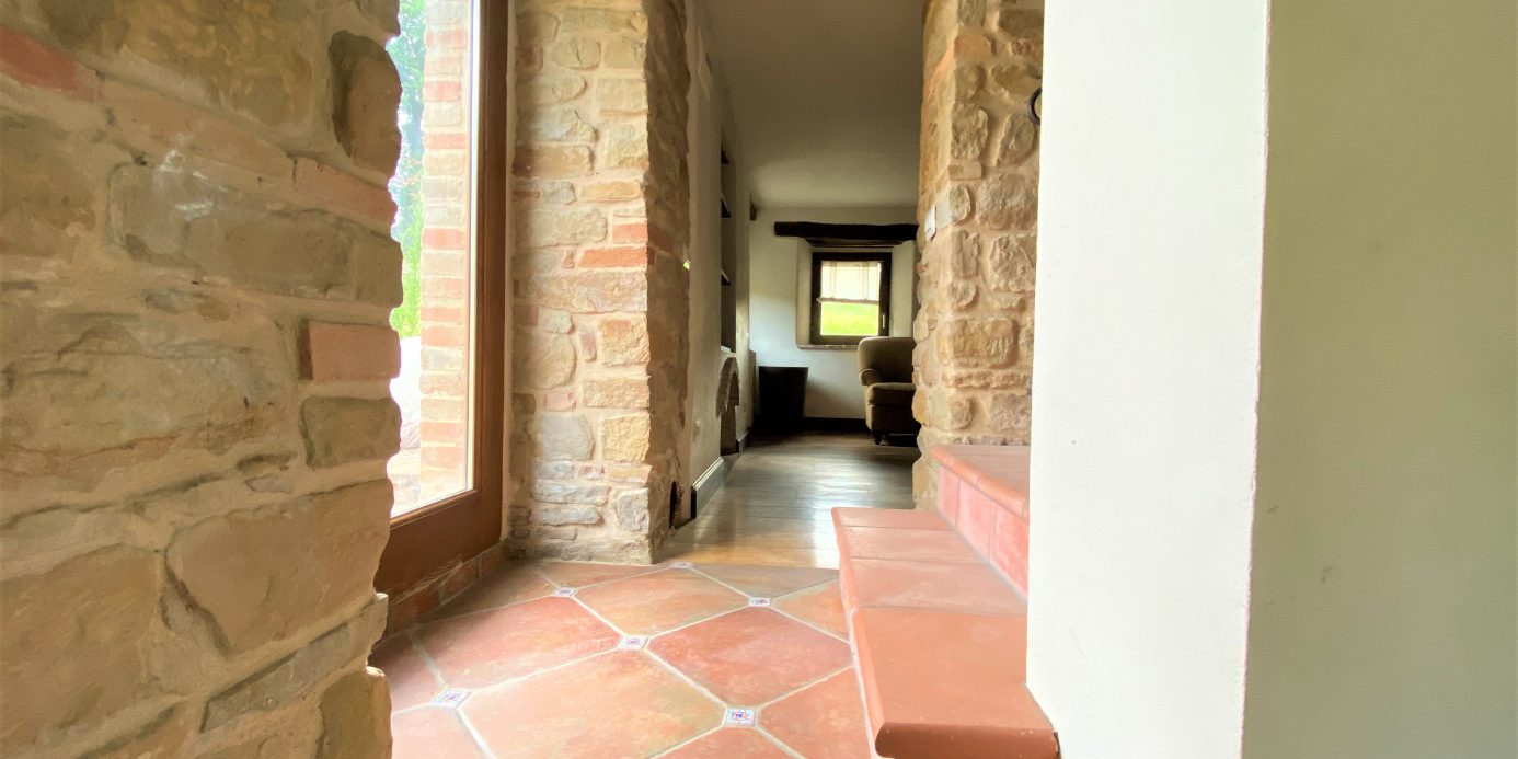 Casale Santa Maria , excellently restored for sale in Gualdo