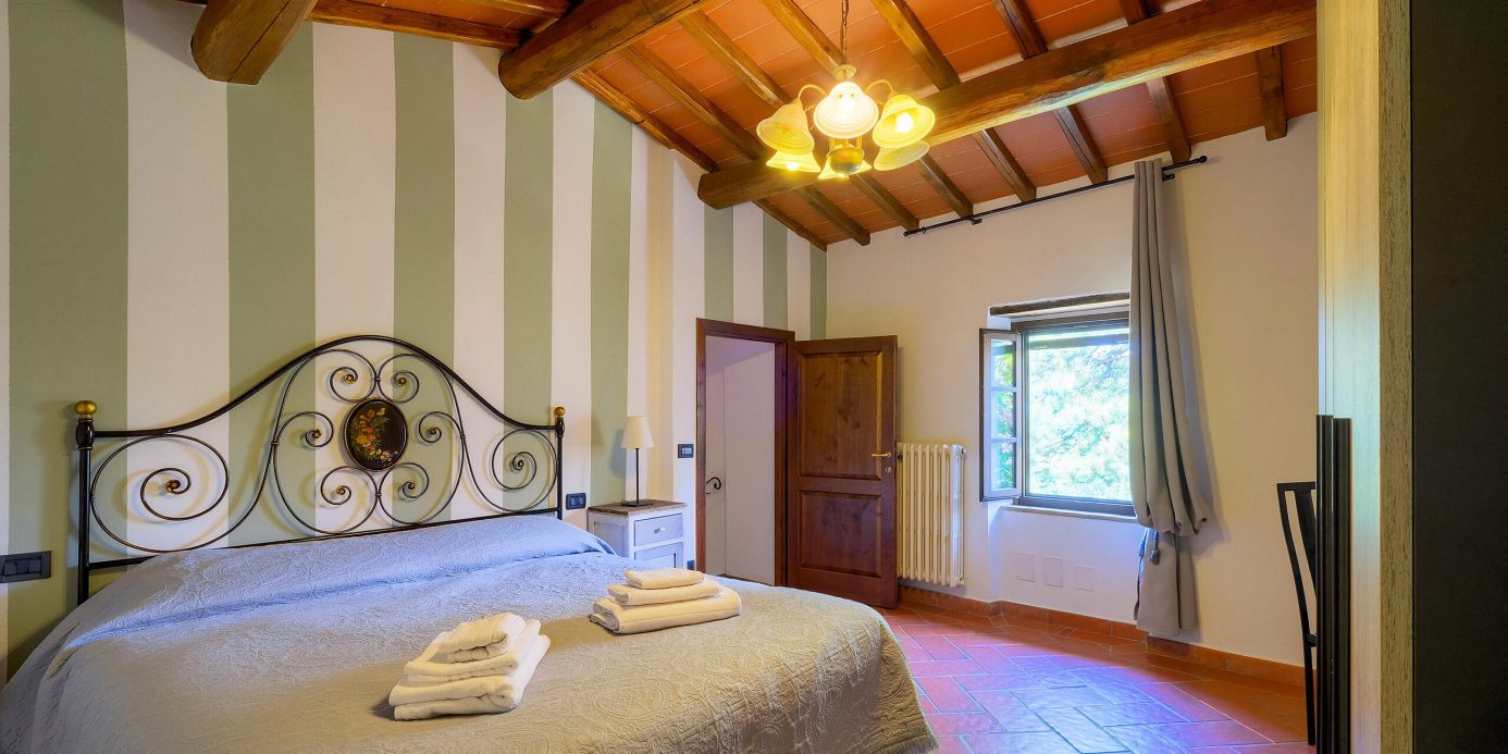 Tuscan style farmhouse with swimming pool park and outbuilding in the panoramic Reggello area