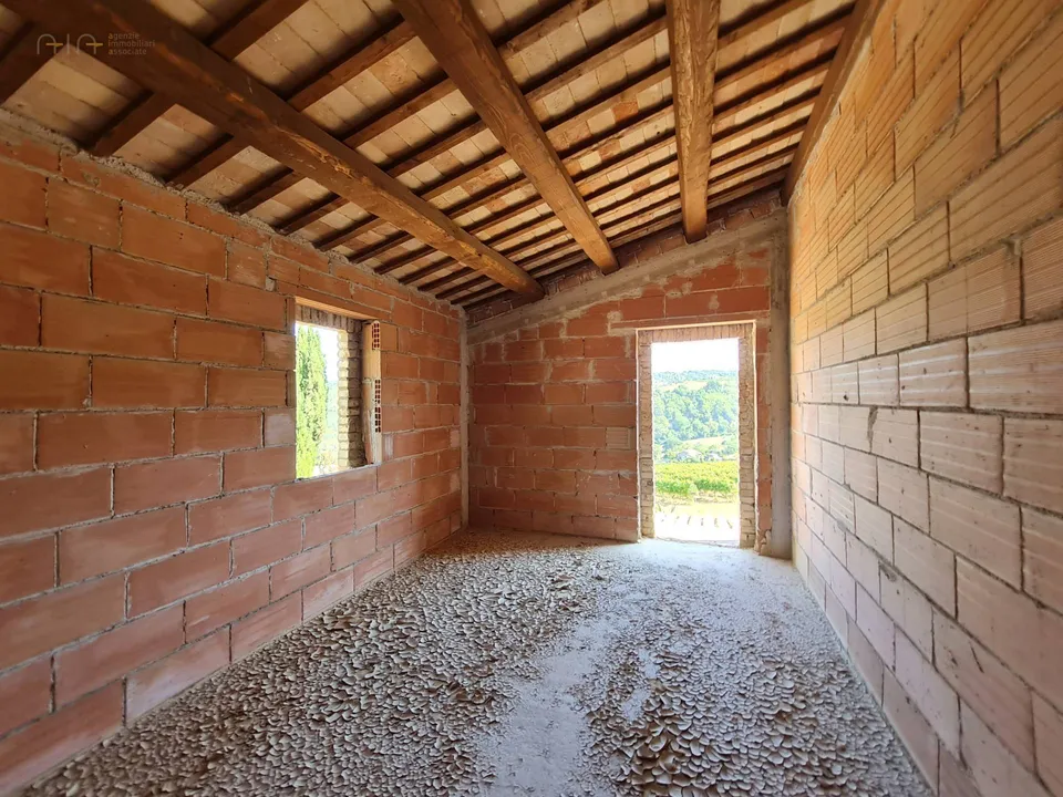 Beautiful farmhouse in Ripatransone, Ascoli Piceno of sale