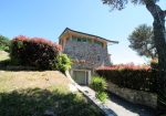 Villa free on four sides with garden and livorno sea view