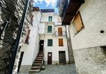 Semi-detached house with panoramic terrace.