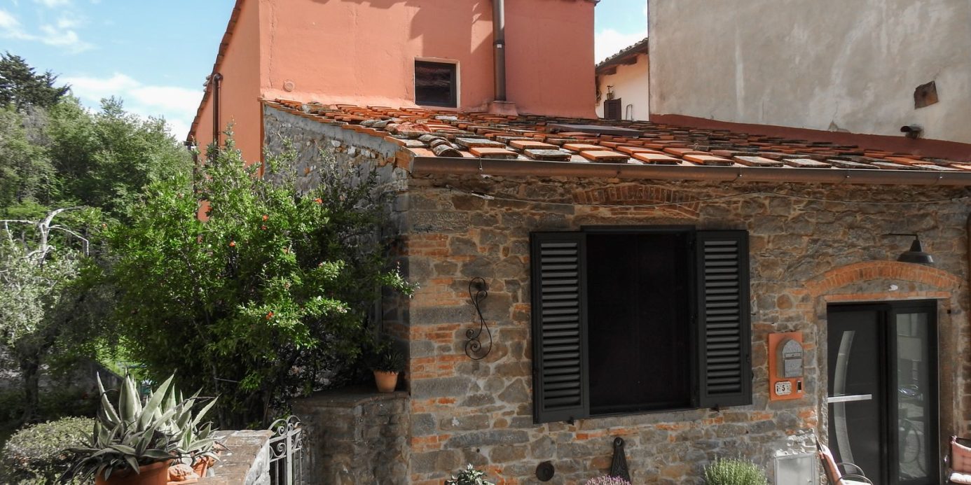 Loft For Sale In Tuscany ( Loro Ciuffenna )