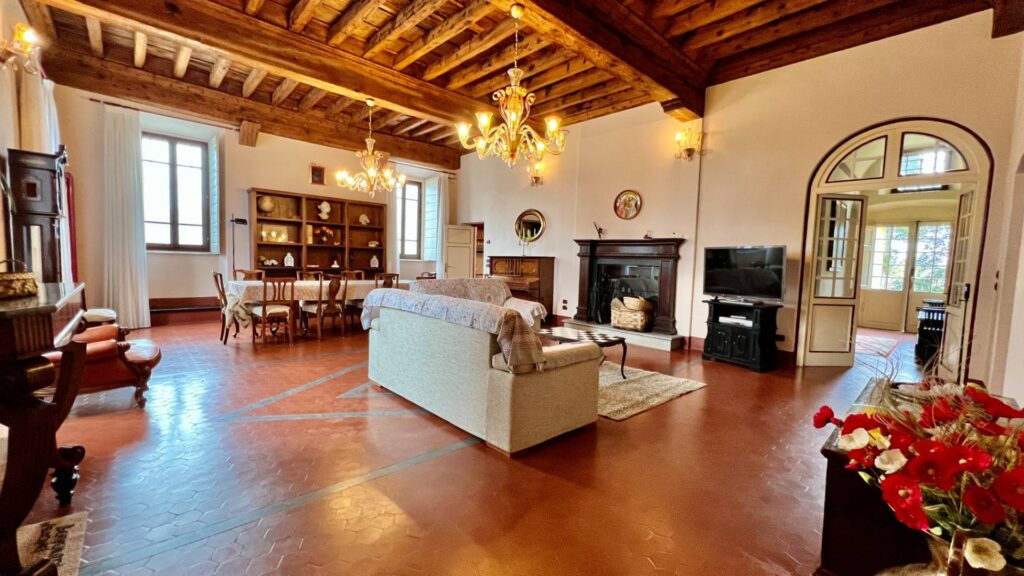 Villa with park and swimming pool Lucca