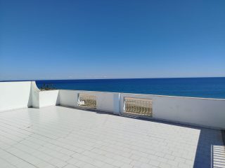 Seaview-Penthouse-by-the-beach-for-Sale-Calabria-1