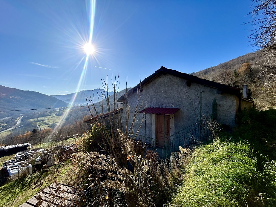 Detached farmhouse with land