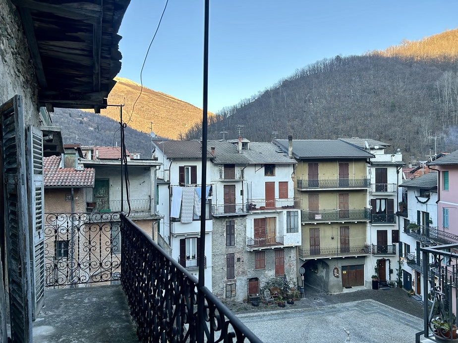 House free on three sides with warehouse and cellars.