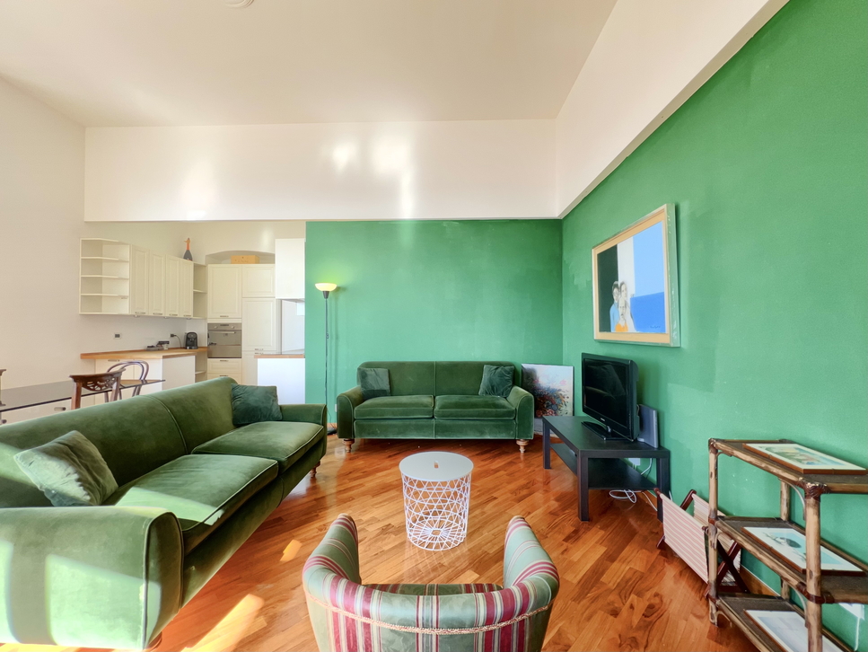 Sea Facing Apartment – Genoa, Liguria