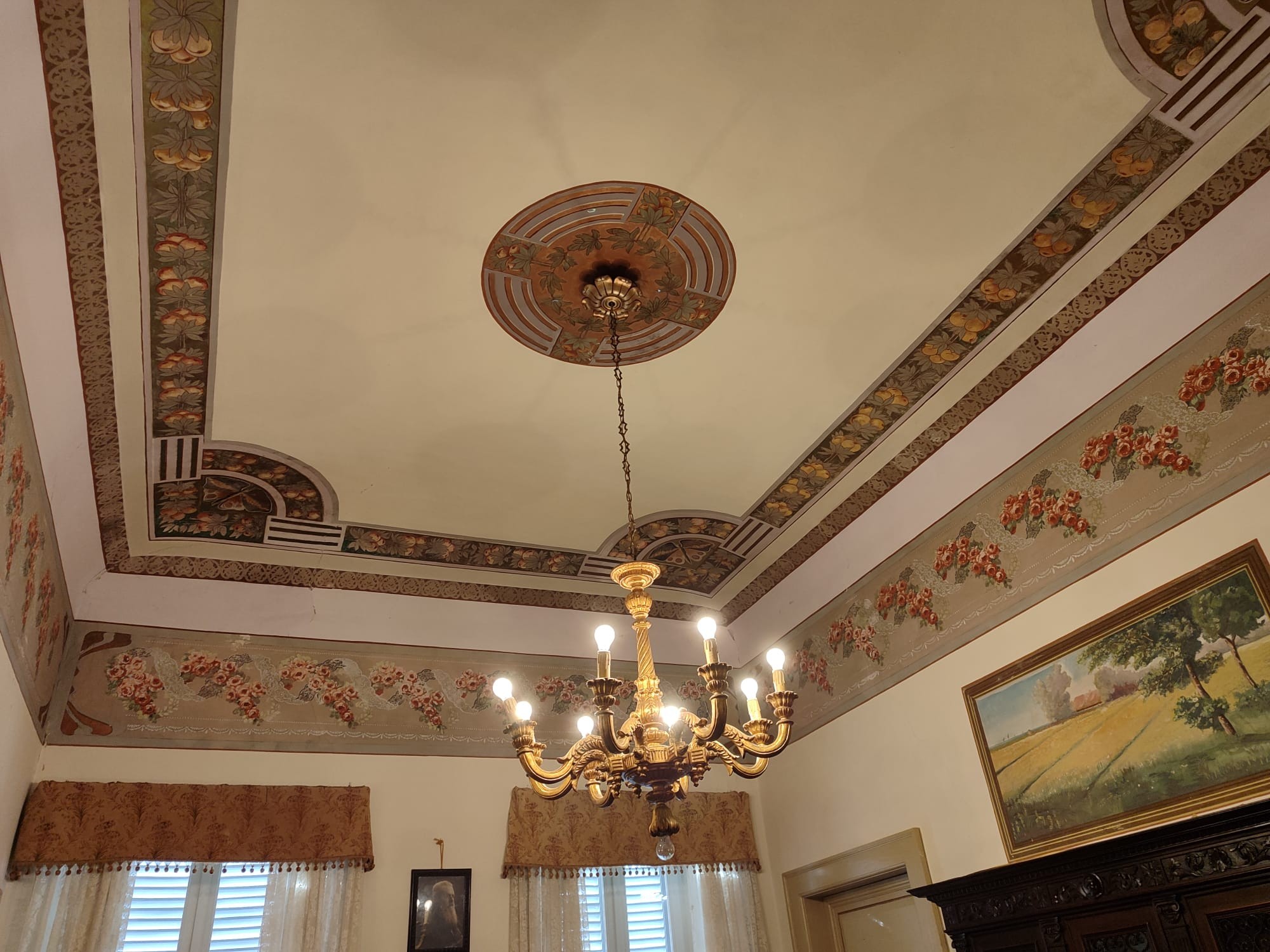 Historic Properties Sale Italy Marche Ascoli Piceno Offida Casa Pasquale: Historic house in the center of Offida, Marche
