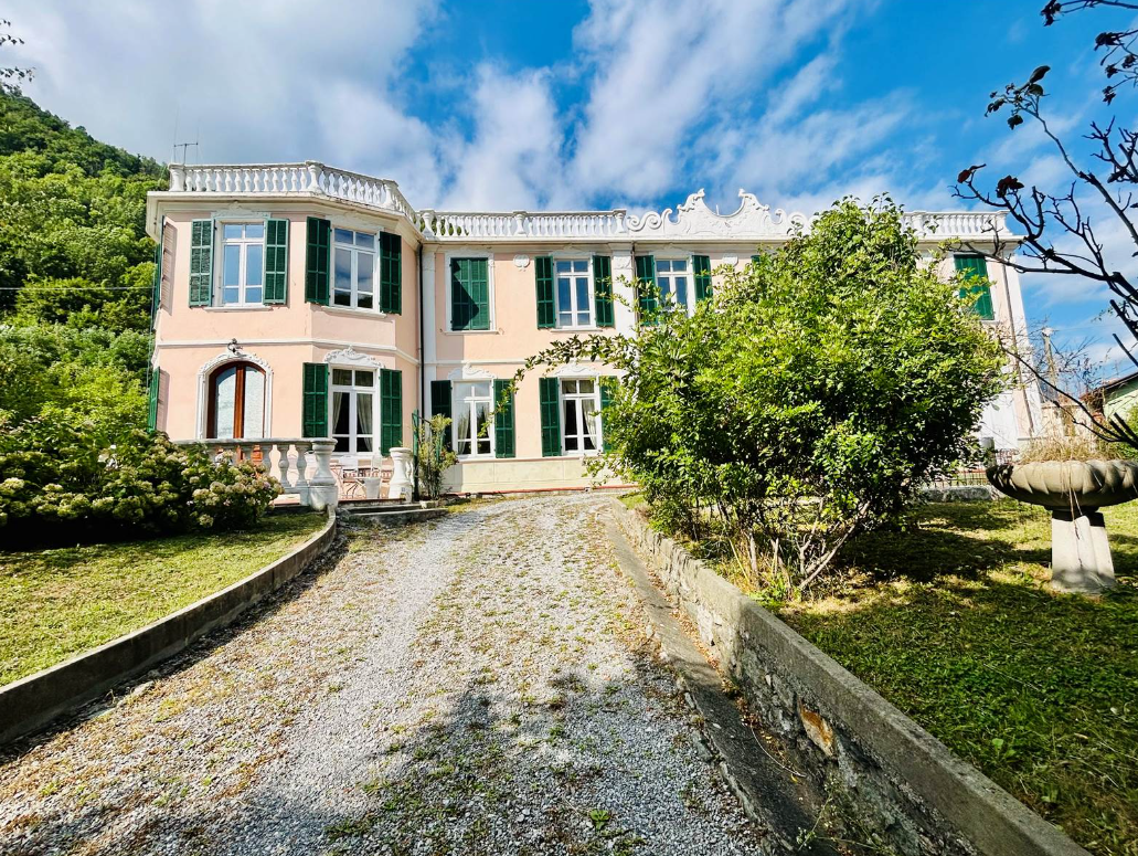 Historic villa accommodation in the heart of the Ligurian Alps.