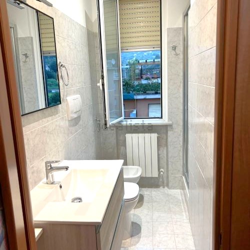 Sunny Three-Room Apartment in Rapallo, S. Maria