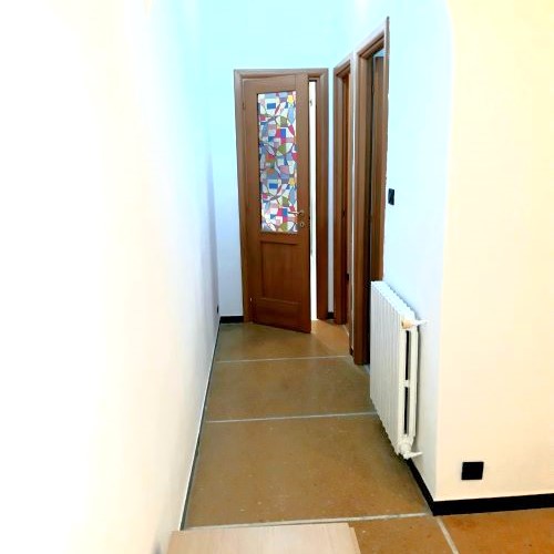 Sunny Three-Room Apartment in Rapallo, S. Maria