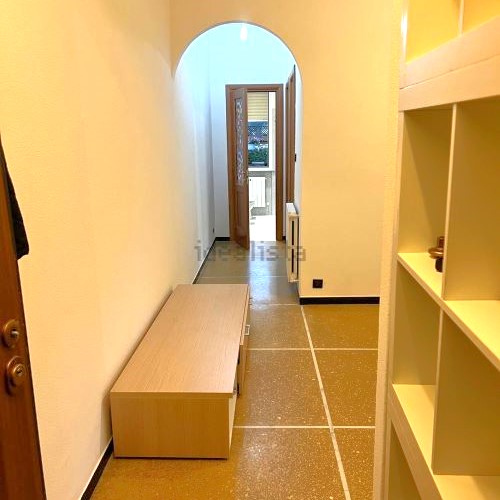 Sunny Three-Room Apartment in Rapallo, S. Maria
