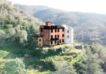 Rustic house with approved renovation project into three apartments in Cogorno, Lavagna