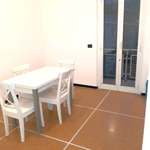 Sunny Three-Room Apartment in Rapallo, S. Maria