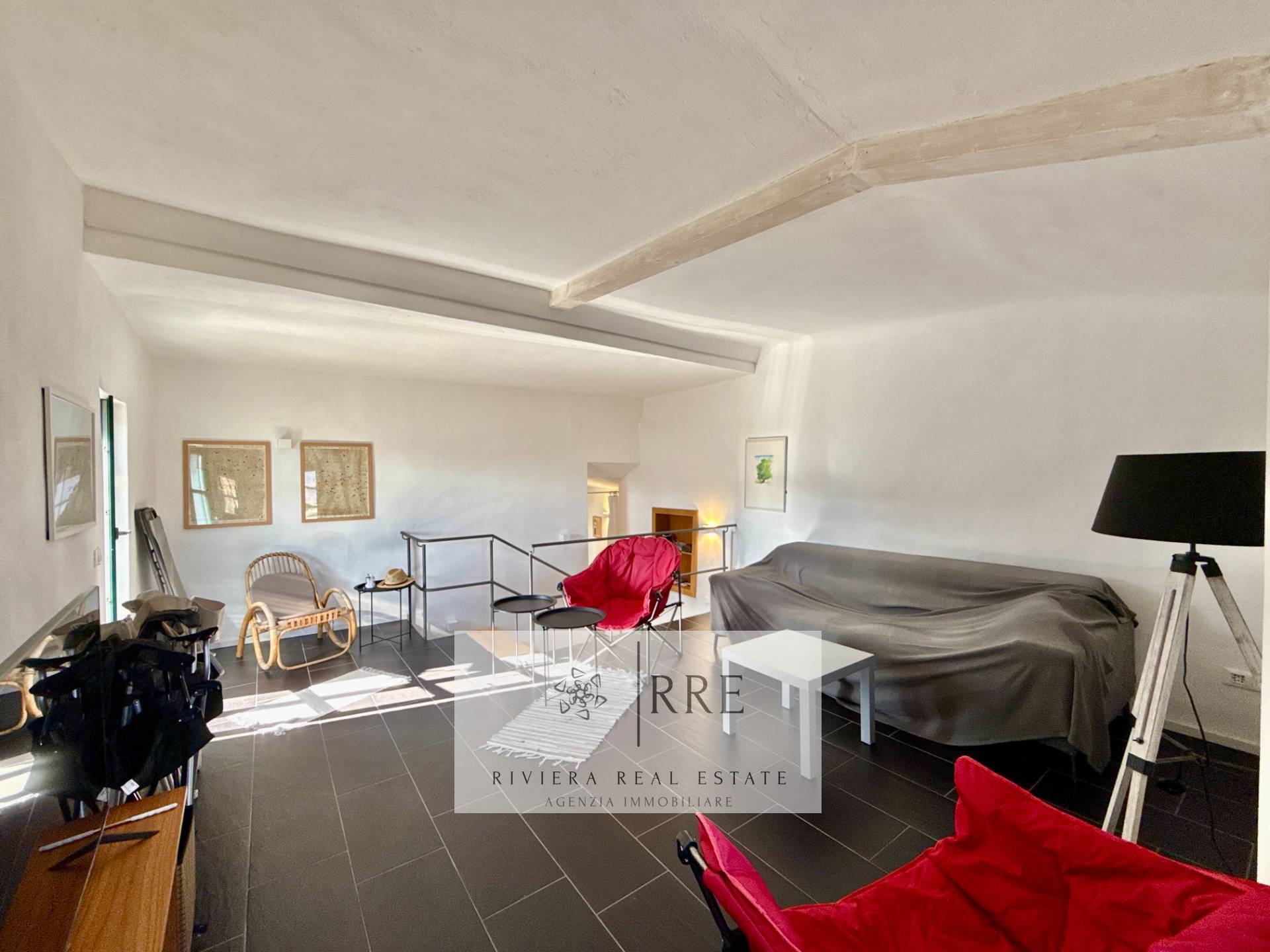 Semi-detached house with terrace overlooking the valley in Aquila d’Arroscia