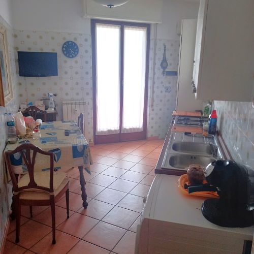 Penthouse with sea views of the Gulf of Rapallo, a stone’s throw from the marina and beaches in Rapallo, Via Vespucci