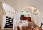 Prestigious historic detached house for sale in Vado