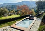 Spectacular villa in Golf Club in Garlenda with Swimmingpool