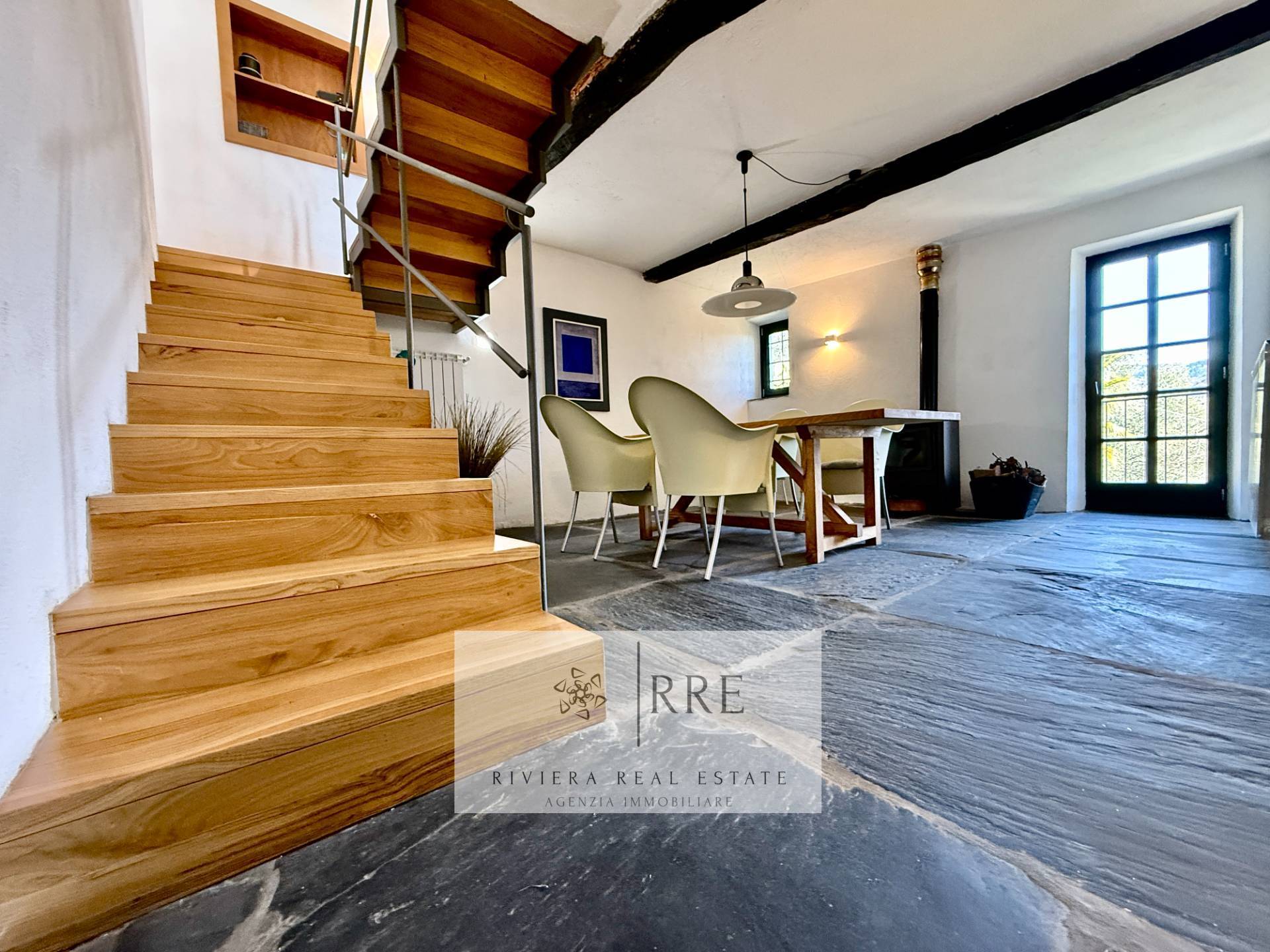 Semi-detached house with terrace overlooking the valley in Aquila d’Arroscia
